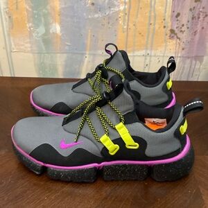 Nike Pocketknife DM SU  River Rock ACG  cross Training shoes size 9